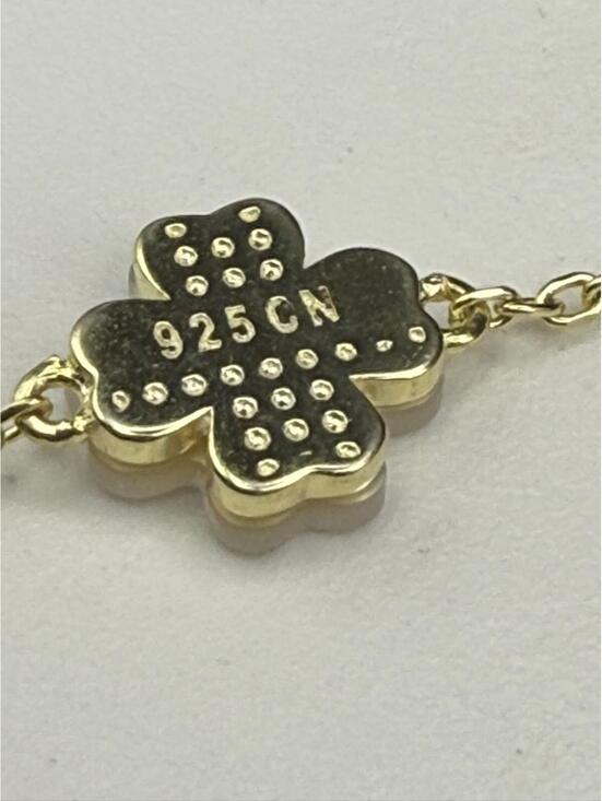 7" Mother of Pearl 3 Clover Bracelet - 18K Gold over .925 Sterling Silver - Picture 5 of 5